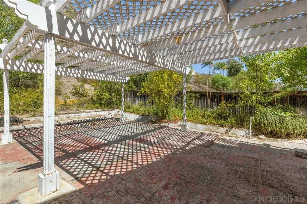 32158 Camino Seneco Temecula, CA 92592