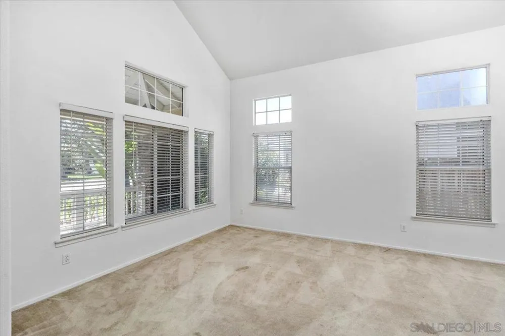 32158 Camino Seneco Temecula, CA 92592