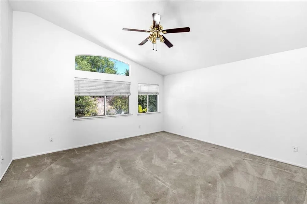 32158 Camino Seneco Temecula, CA 92592