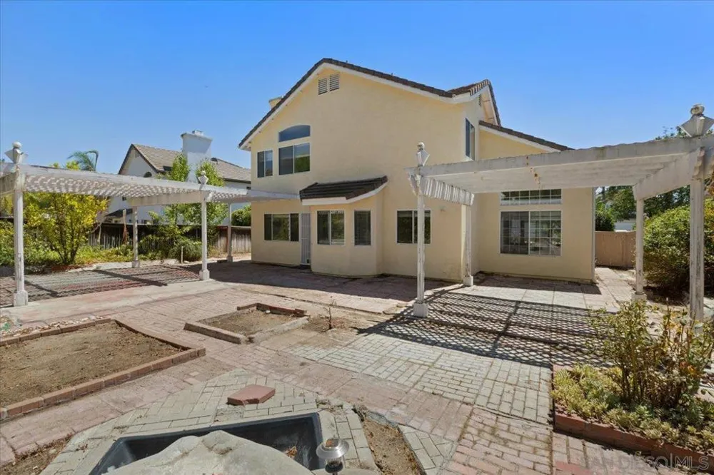 32158 Camino Seneco Temecula, CA 92592