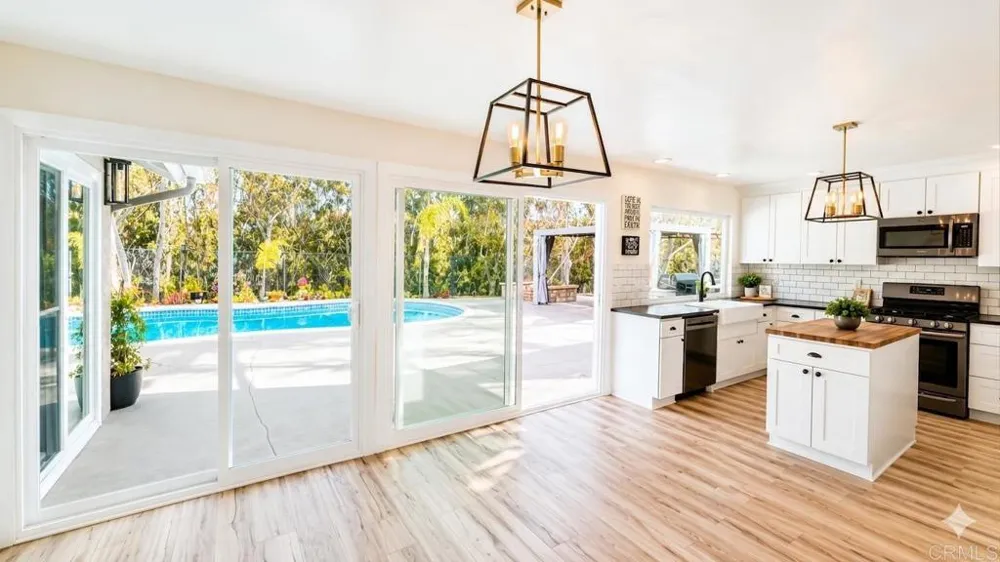 9927 Dichondra Ct San Diego, CA 92131