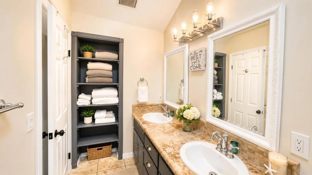 9927 Dichondra Ct San Diego, CA 92131