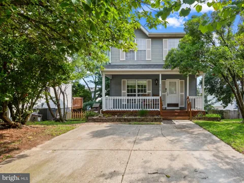 3413 HALIFAX COURT