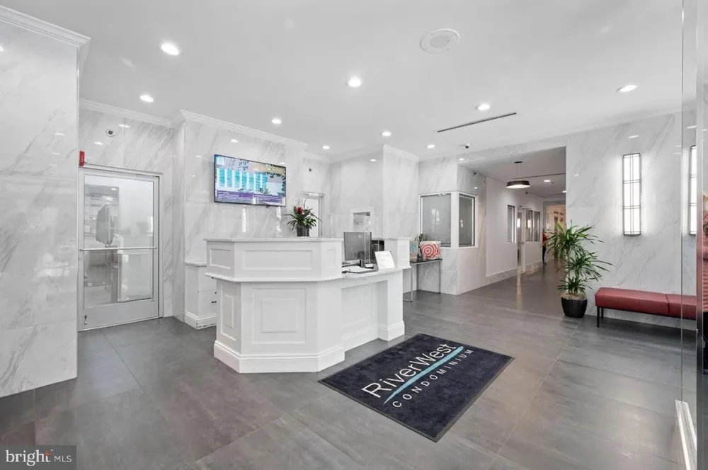 2101 CHESTNUT STREET #417 Philadelphia, PA 19103