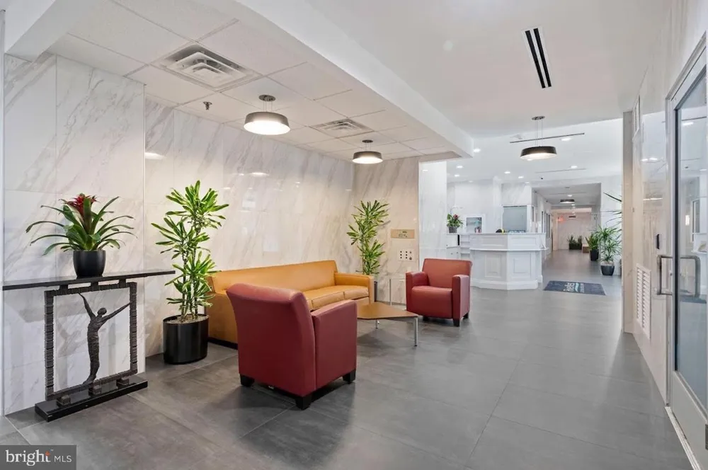 2101 CHESTNUT STREET #417 Philadelphia, PA 19103