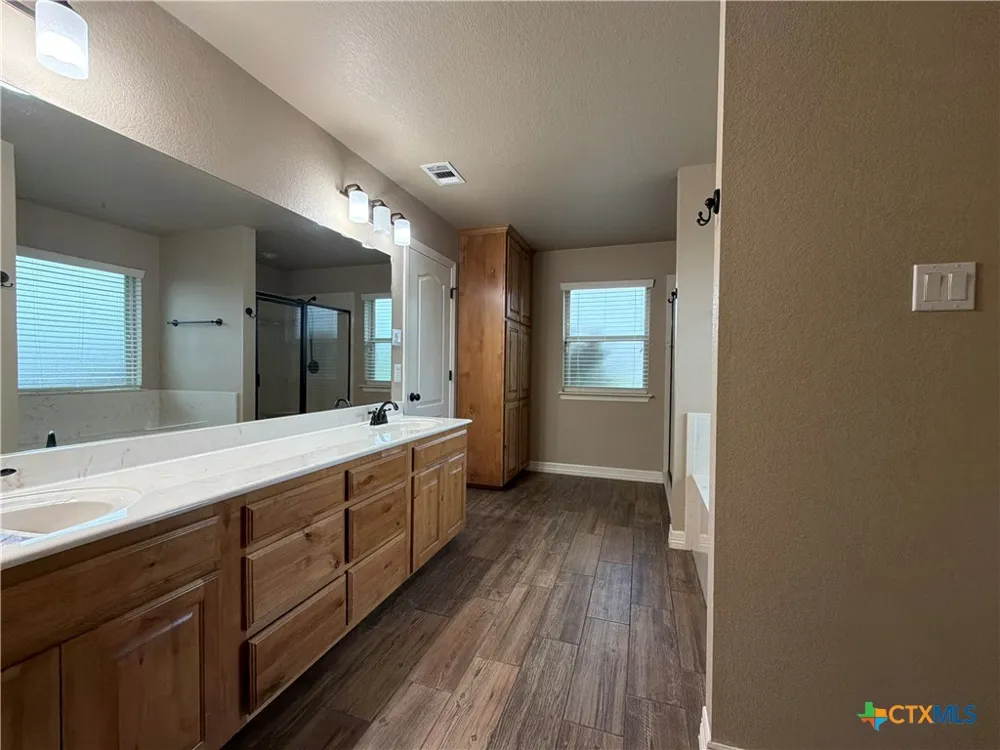 3941 Wells Drive Kempner, TX 76539