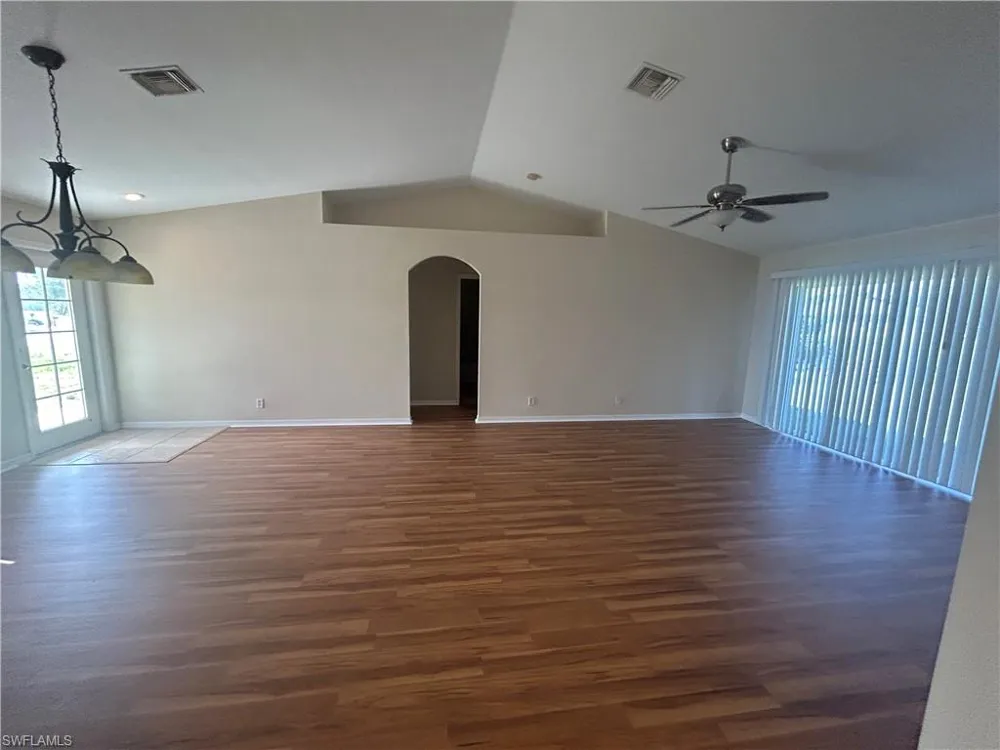 3514 NE 12th Court Cape Coral, FL 33909