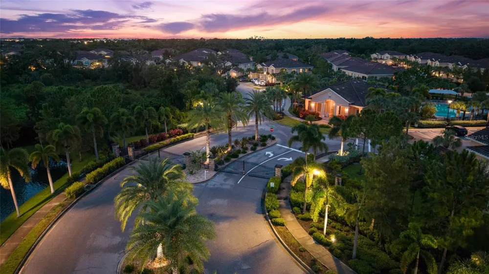 8312 ENCLAVE WAY #103 Sarasota, FL 34243