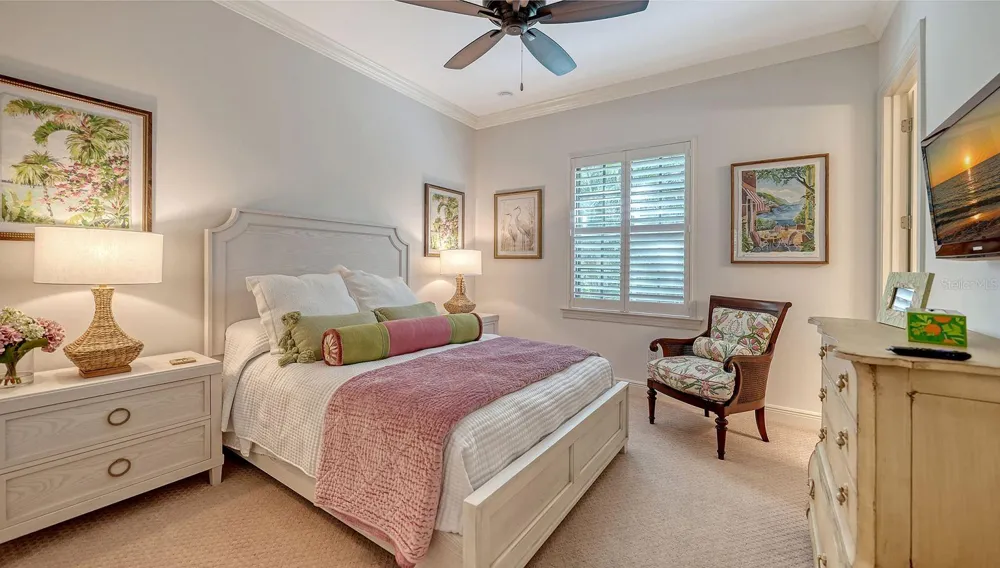 1622 KENILWORTH STREET Sarasota, FL 34231