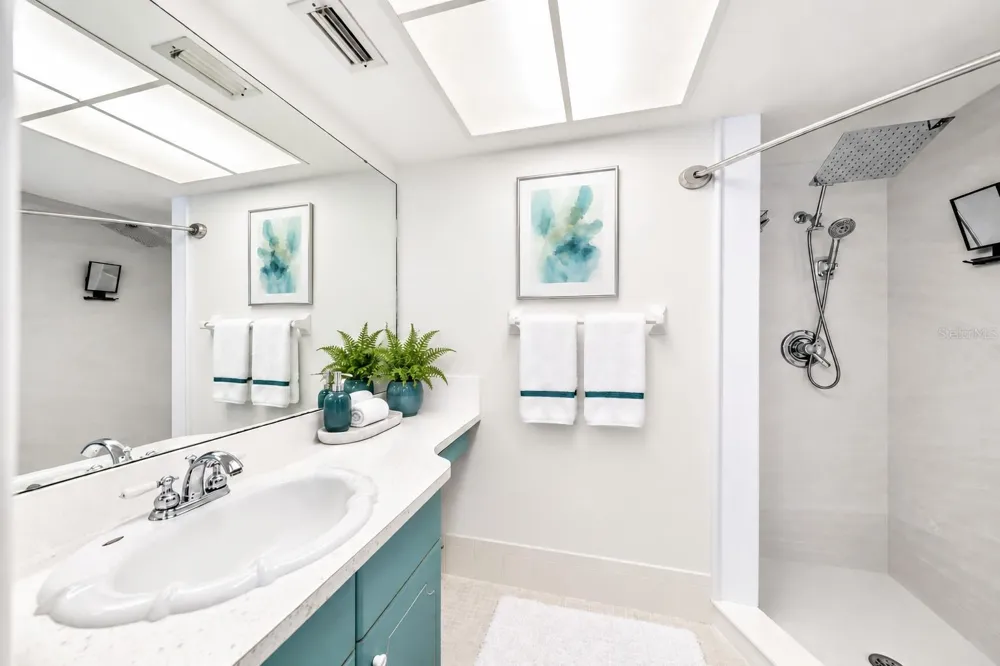 2507 BENEVA ROAD #6 Sarasota, FL 34232