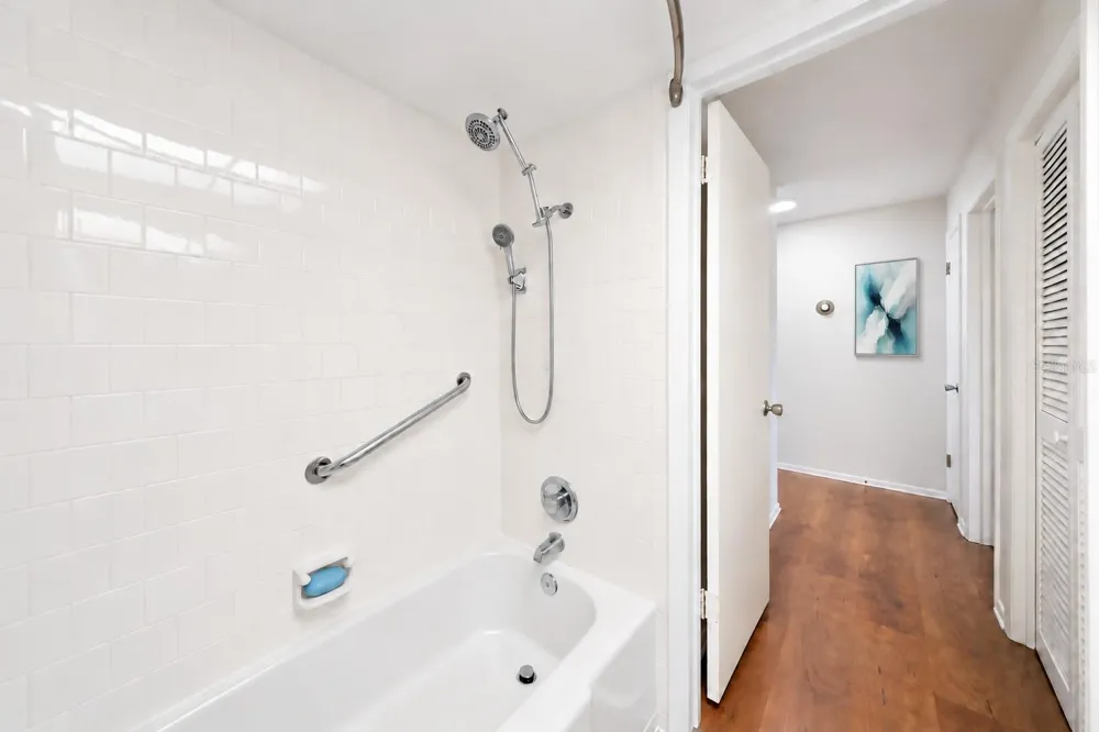 2507 BENEVA ROAD #6 Sarasota, FL 34232