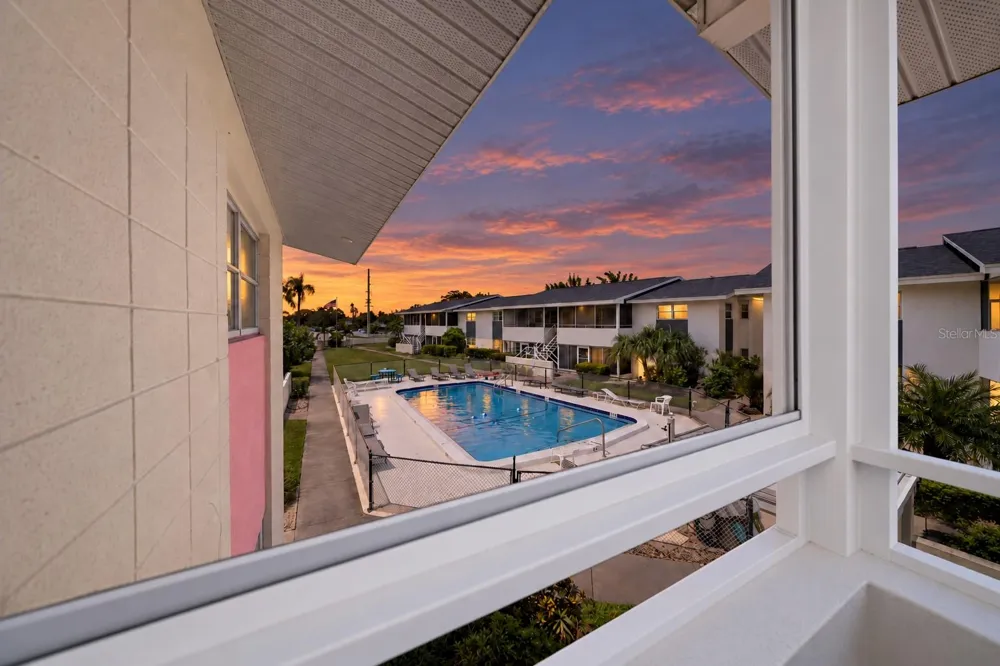 2507 BENEVA ROAD #6 Sarasota, FL 34232