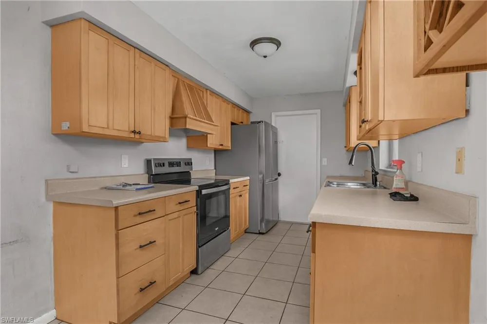 13343 Second Street Fort Myers, FL 33905