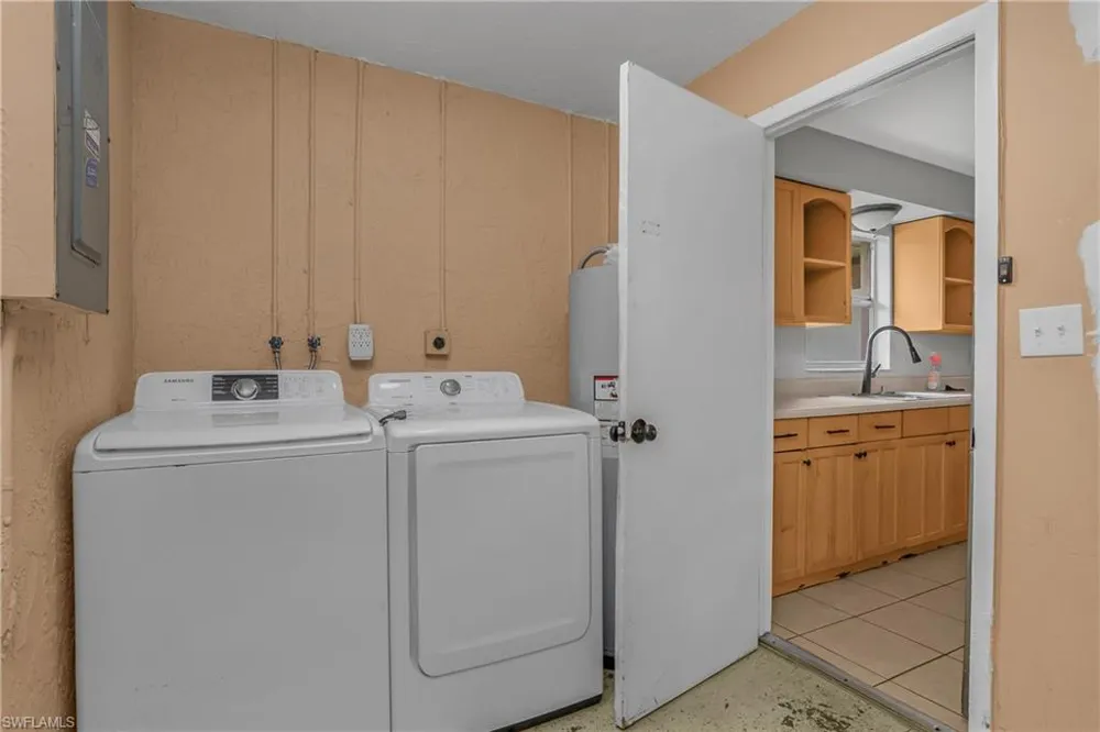 13343 Second Street Fort Myers, FL 33905
