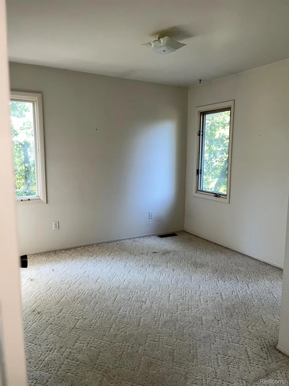 430 Sunset White Lake Charter Township, MI 48383