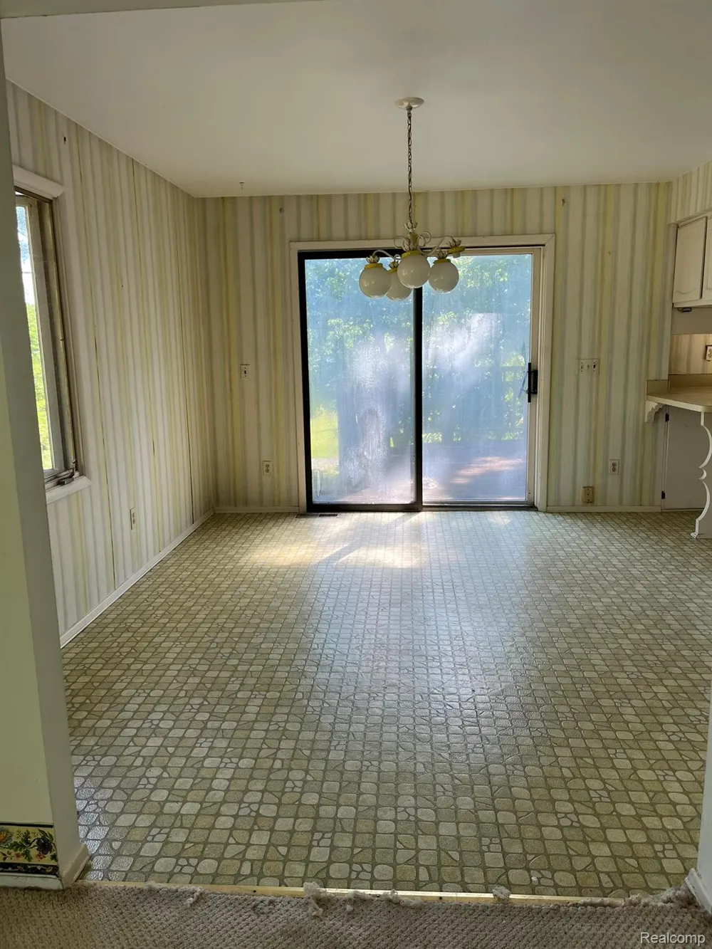 430 Sunset White Lake Charter Township, MI 48383