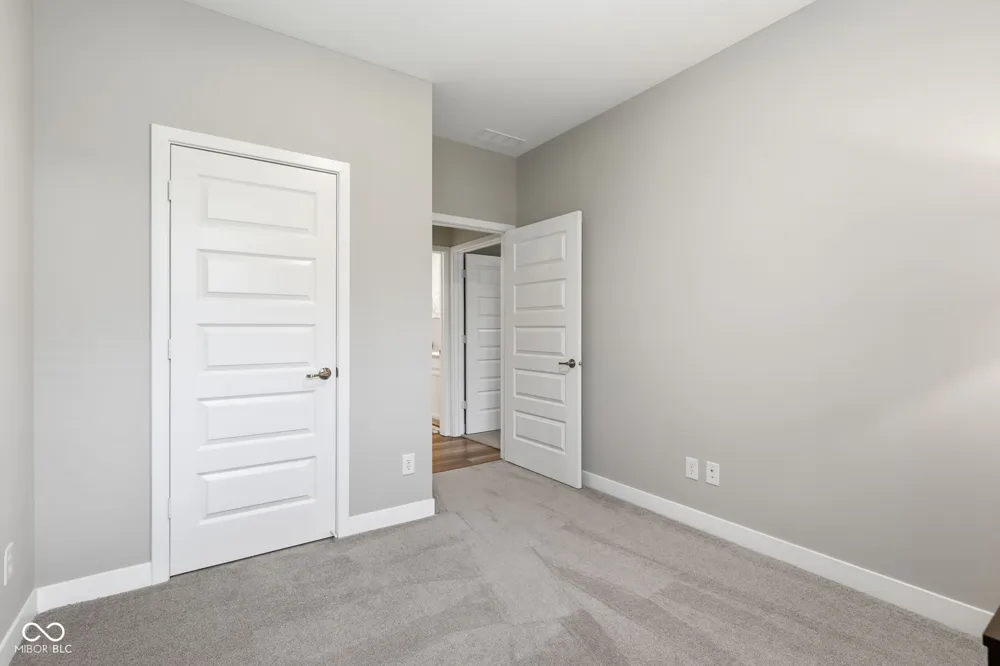 279 Moose Lane Westfield, IN 46074