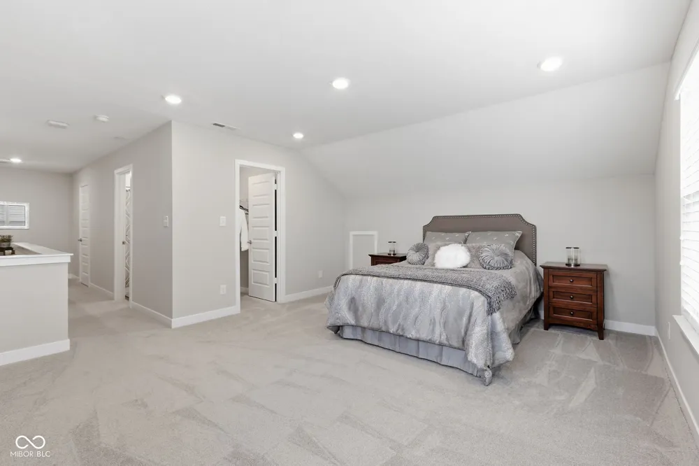 279 Moose Lane Westfield, IN 46074