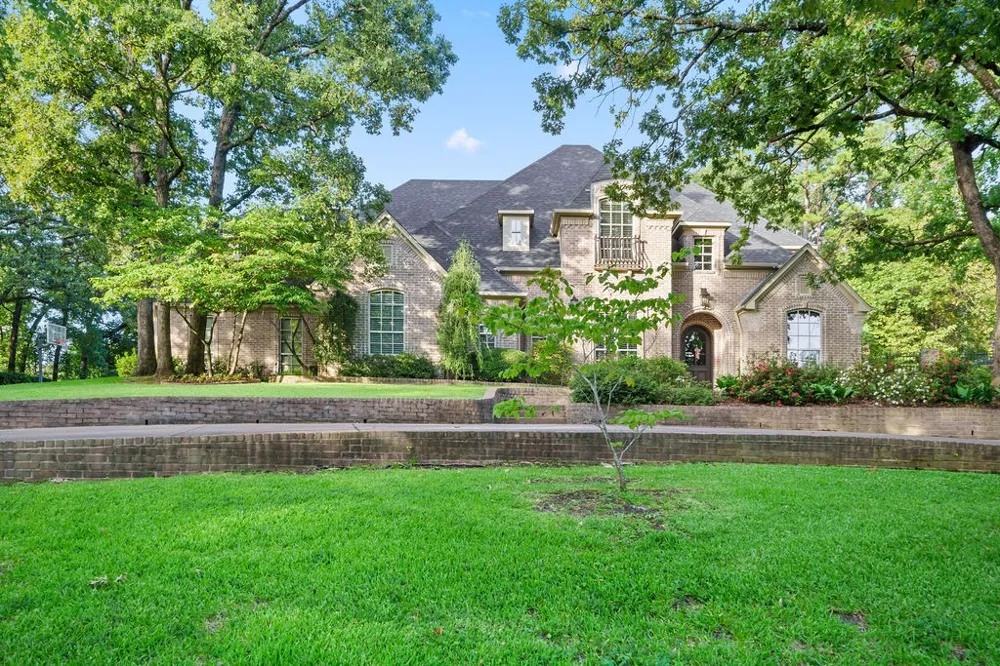 1950 Stonehill Drive Tyler, TX 75703