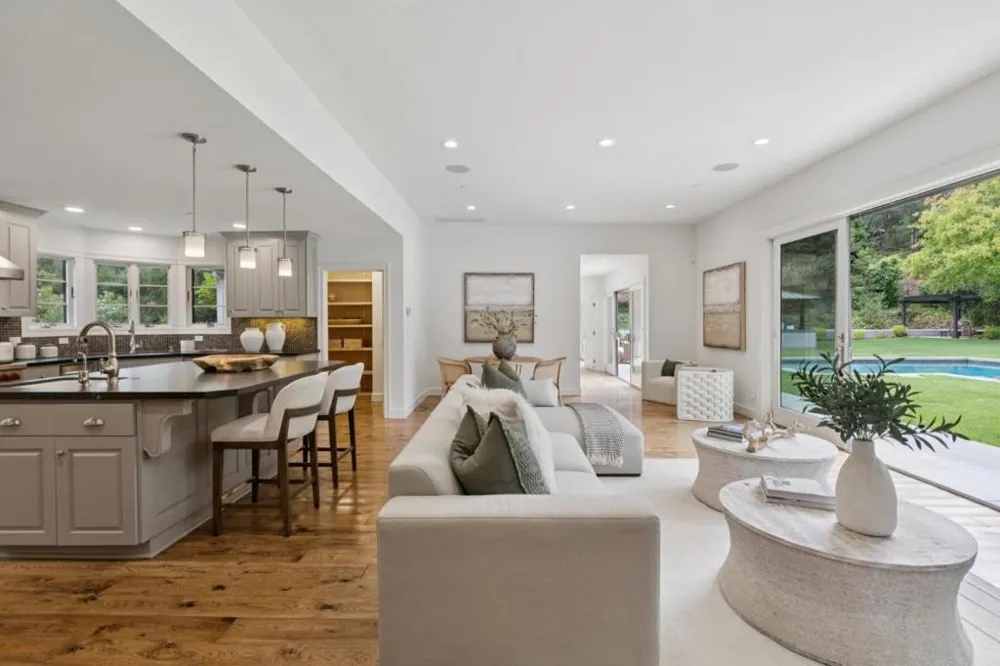 16220 S Kennedy Road Los Gatos, CA 95030