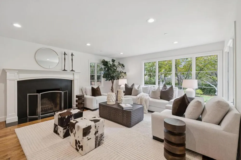 16220 S Kennedy Road Los Gatos, CA 95030