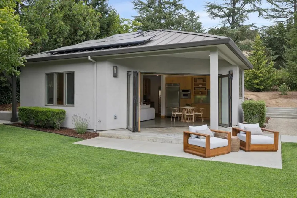16220 S Kennedy Road Los Gatos, CA 95030