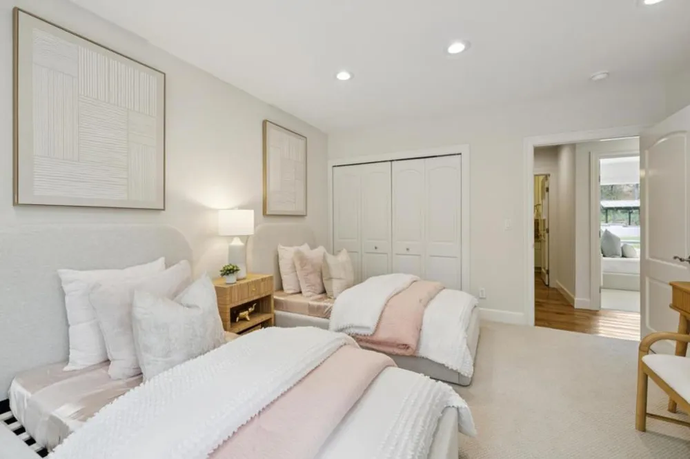 16220 S Kennedy Road Los Gatos, CA 95030
