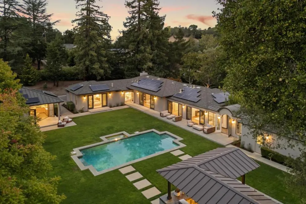 16220 S Kennedy Road Los Gatos, CA 95030