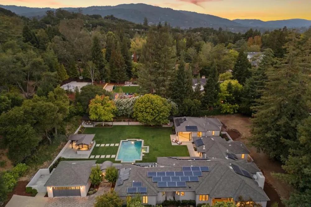 16220 S Kennedy Road Los Gatos, CA 95030