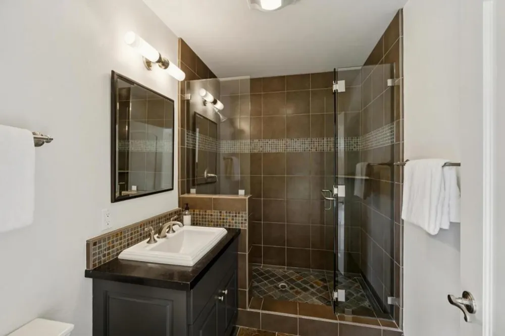 16220 S Kennedy Road Los Gatos, CA 95030