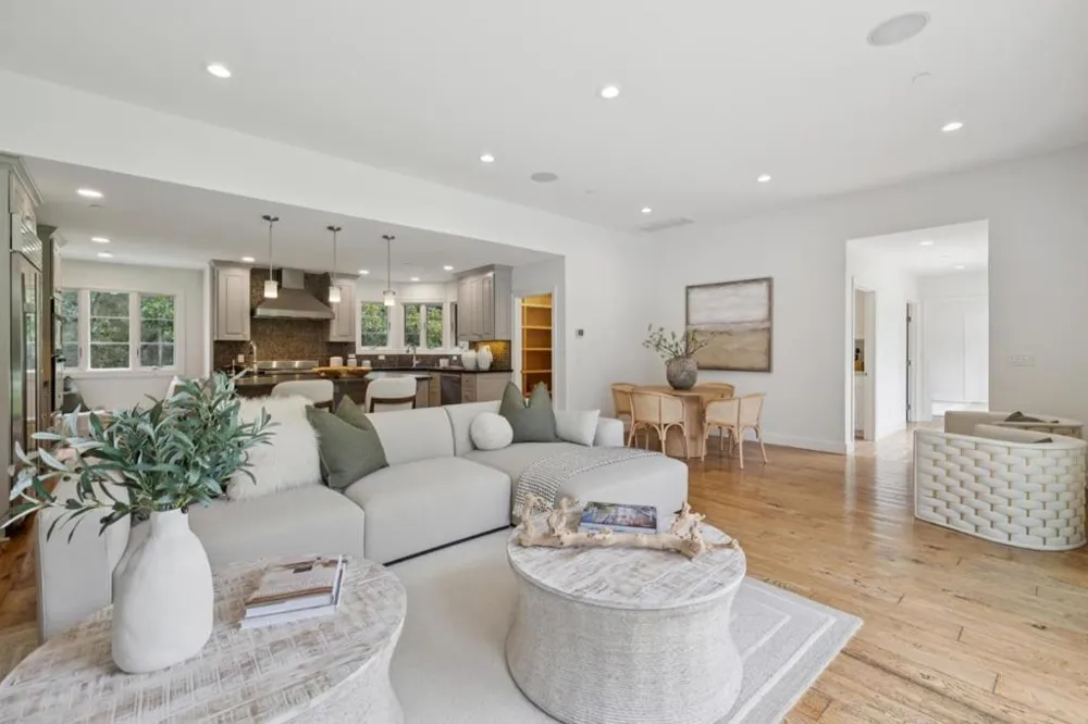 16220 S Kennedy Road Los Gatos, CA 95030