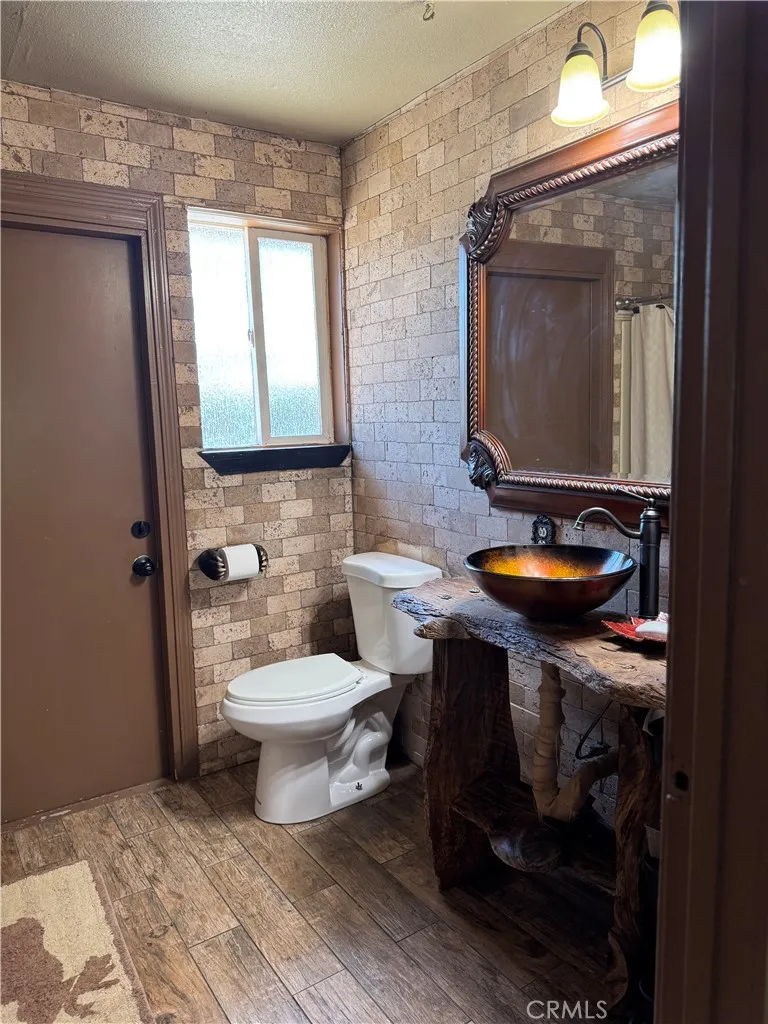 5200 Gratton Denair, CA 95316