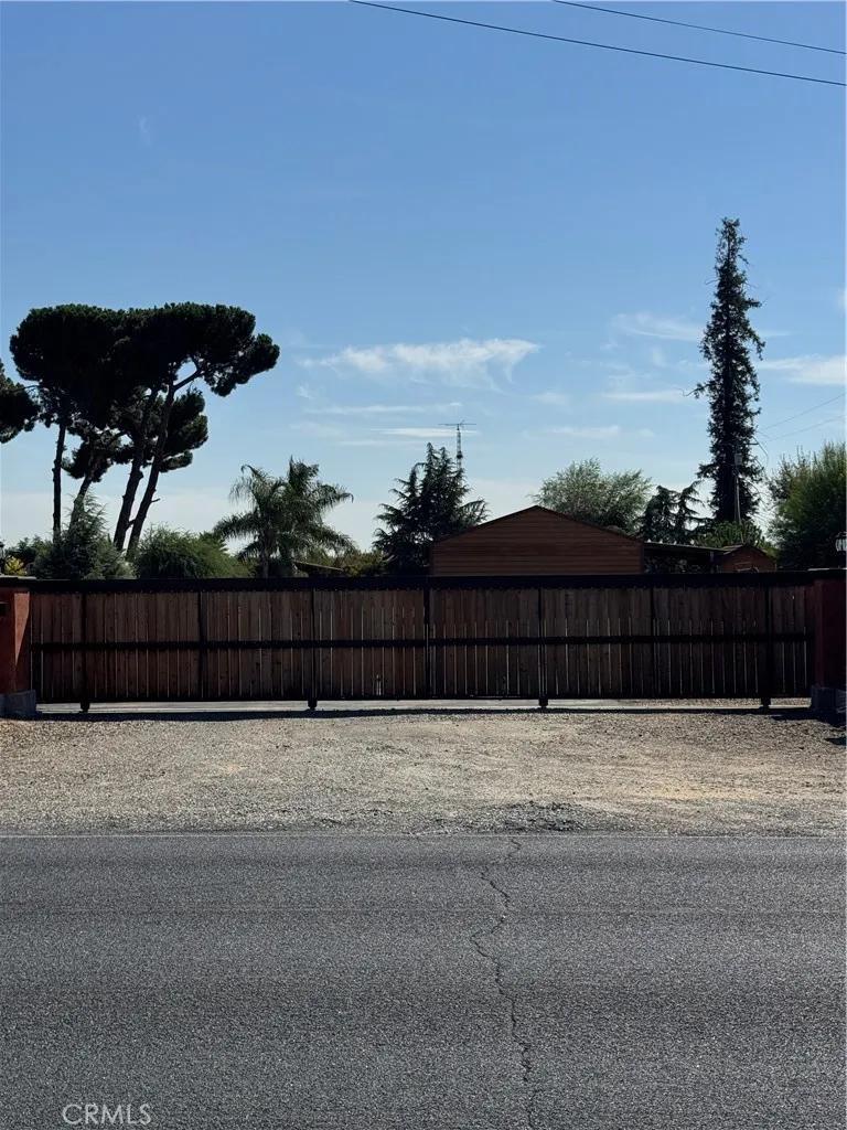 5200 Gratton Denair, CA 95316