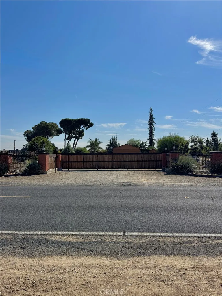5200 Gratton Denair, CA 95316