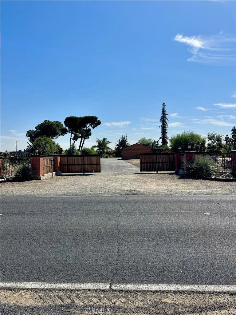 5200 Gratton Denair, CA 95316