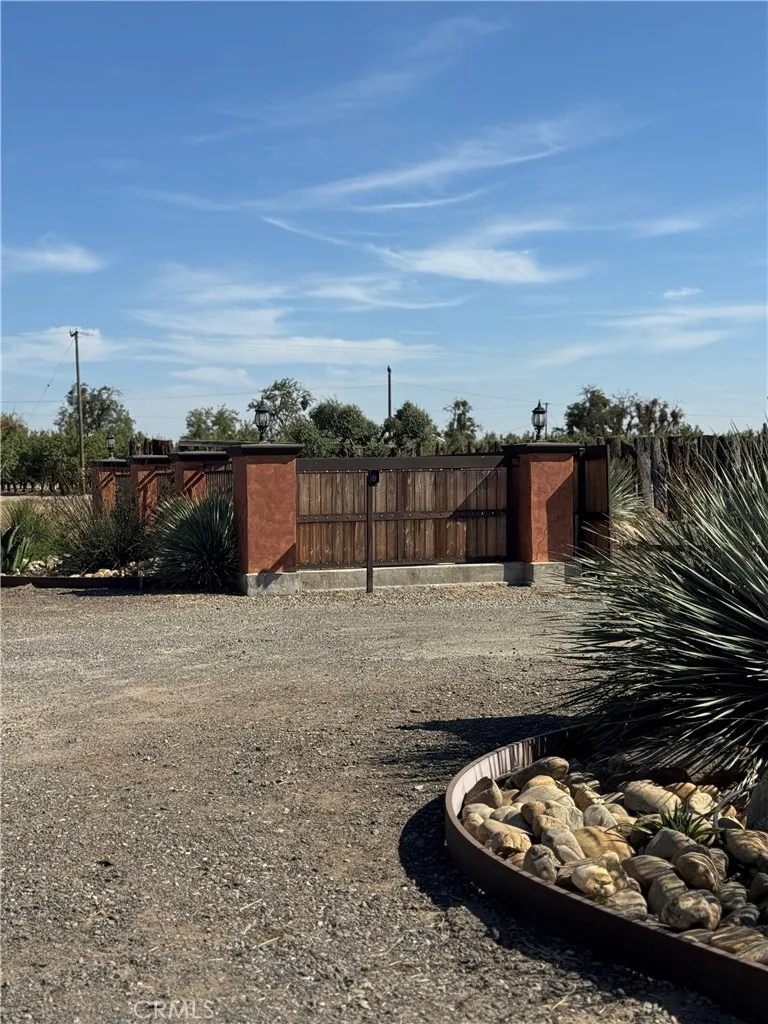 5200 Gratton Denair, CA 95316