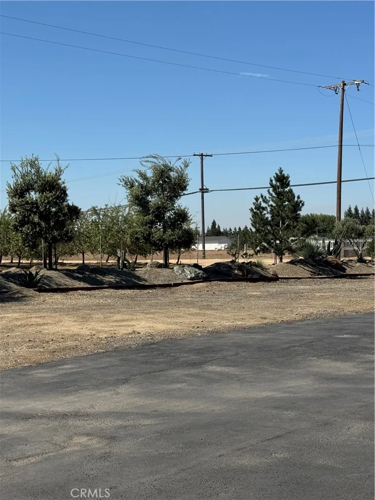 5200 Gratton Denair, CA 95316