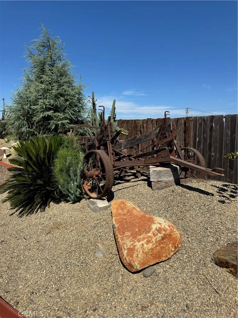 5200 Gratton Denair, CA 95316