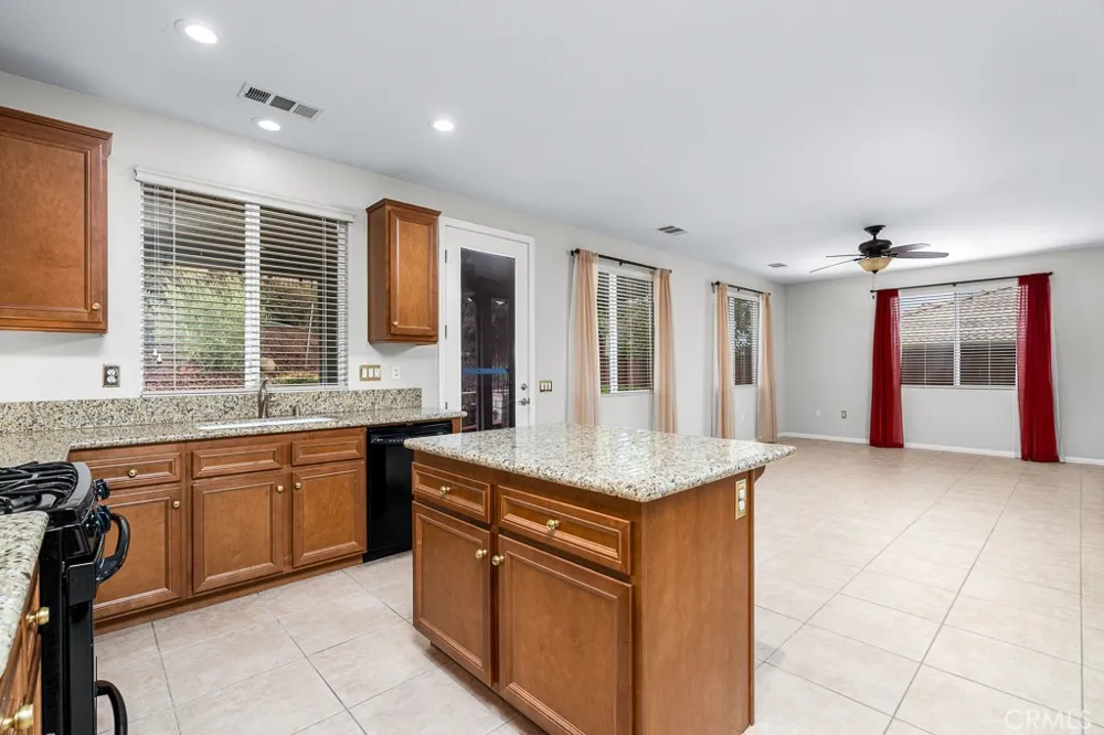 9256 Stephenson Lane Hemet, CA 92545