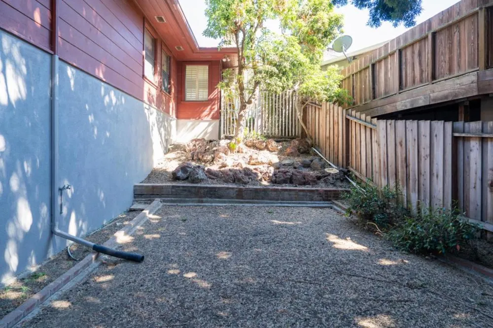 162 Riker Terrace Salinas, CA 93901