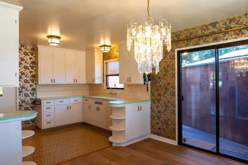 162 Riker Terrace Salinas, CA 93901