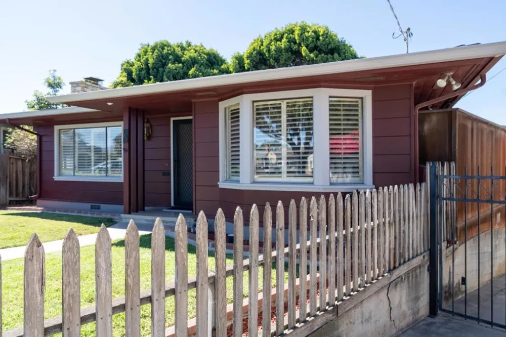 162 Riker Terrace Salinas, CA 93901
