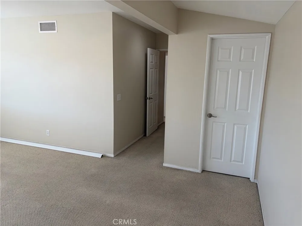 1742 La Mesa Oaks San Dimas, CA 91773
