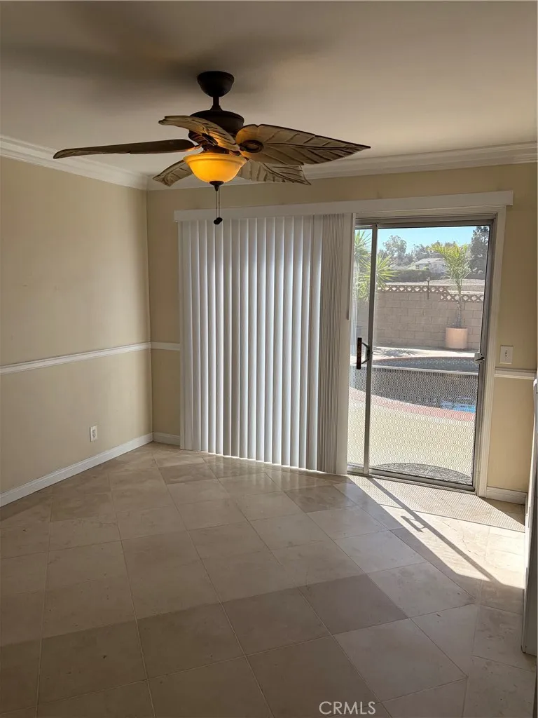 1742 La Mesa Oaks San Dimas, CA 91773