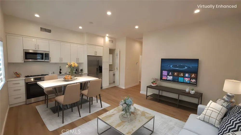 1658 Del Valle Avenue #B Glendale, CA 91208