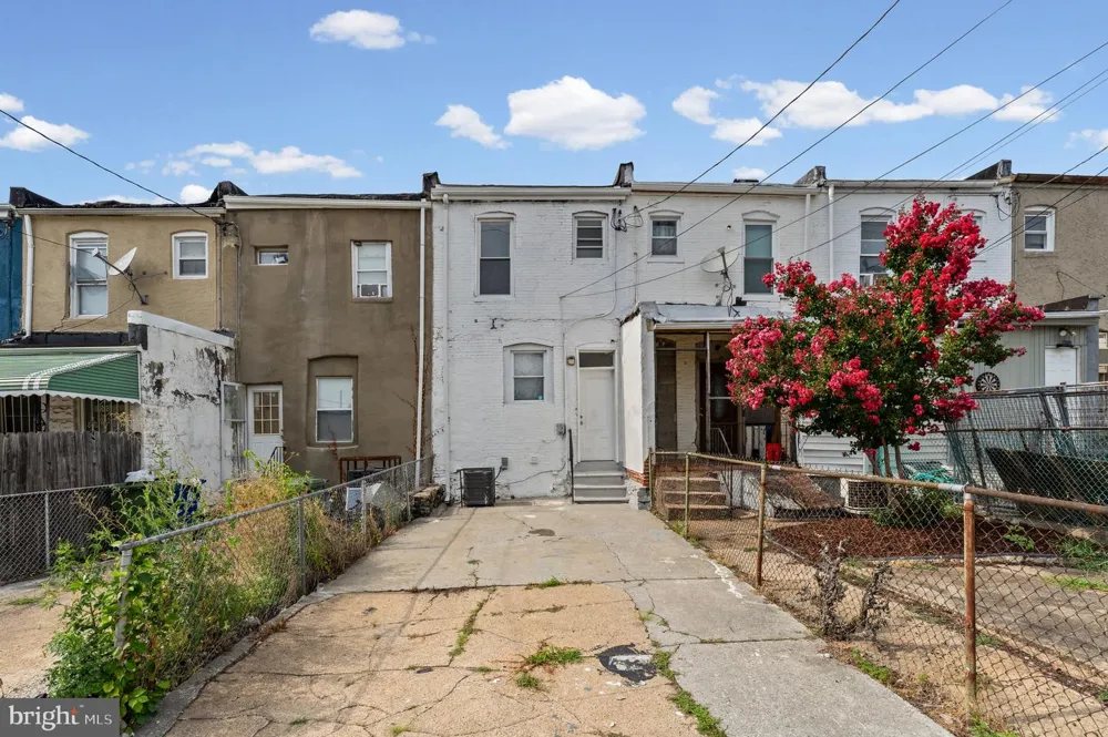 2127 W MULBERRY STREET Baltimore, MD 21223
