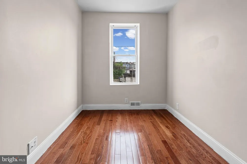 2127 W MULBERRY STREET Baltimore, MD 21223