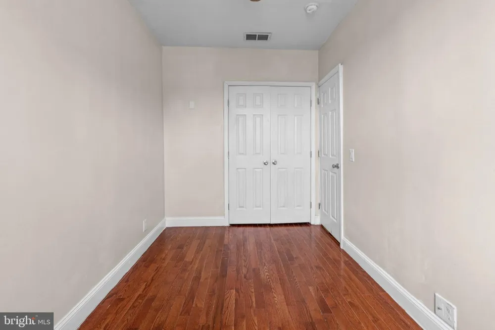 2127 W MULBERRY STREET Baltimore, MD 21223