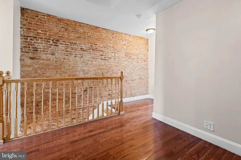 2127 W MULBERRY STREET Baltimore, MD 21223