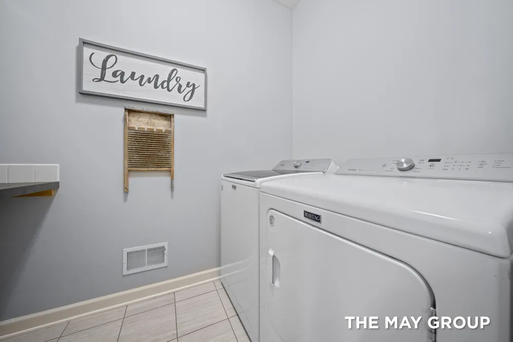 2431 Summit Ridge Drive NE Grand Rapids, MI 49505